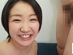 素人フェラチオ〜生ち●ぽを差し出されたら素人でもついつい咥えてしまう〜　サンプル画像07